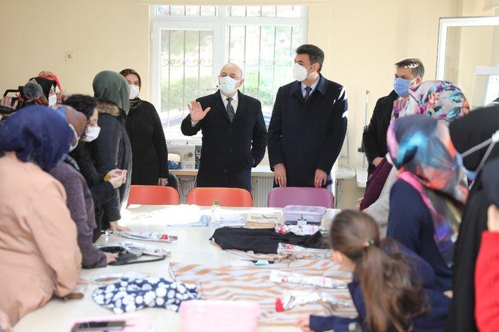 Başkan Bıyık, kadın kursiyerlere çiçek dağıttı G1