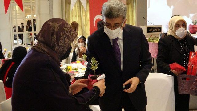 Van Valisi Bilmez, “Hayatın her alanında kadının var olması lazım”