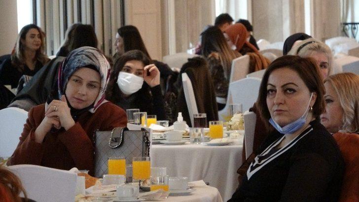 Van Valisi Bilmez, “Hayatın her alanında kadının var olması lazım” G4