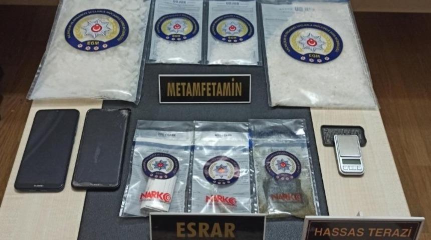 Milas&rsquo;ta 1 kilo 620 gram metamfetamin ele ge&ccedil;irildi