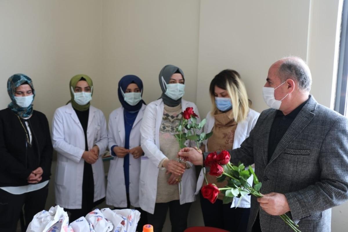 Başkan Yaptırmış 8 Mart Kadınlar G&uuml;n&uuml;n&uuml; kutladı