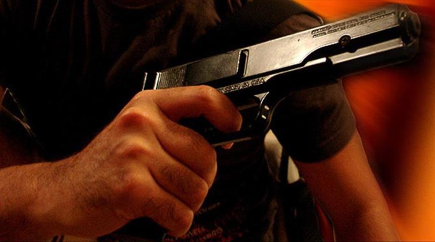 Bir hafta önce aracı kurşunlanmıştı! Bu kez de kendisi silahlı saldırıya uğradı