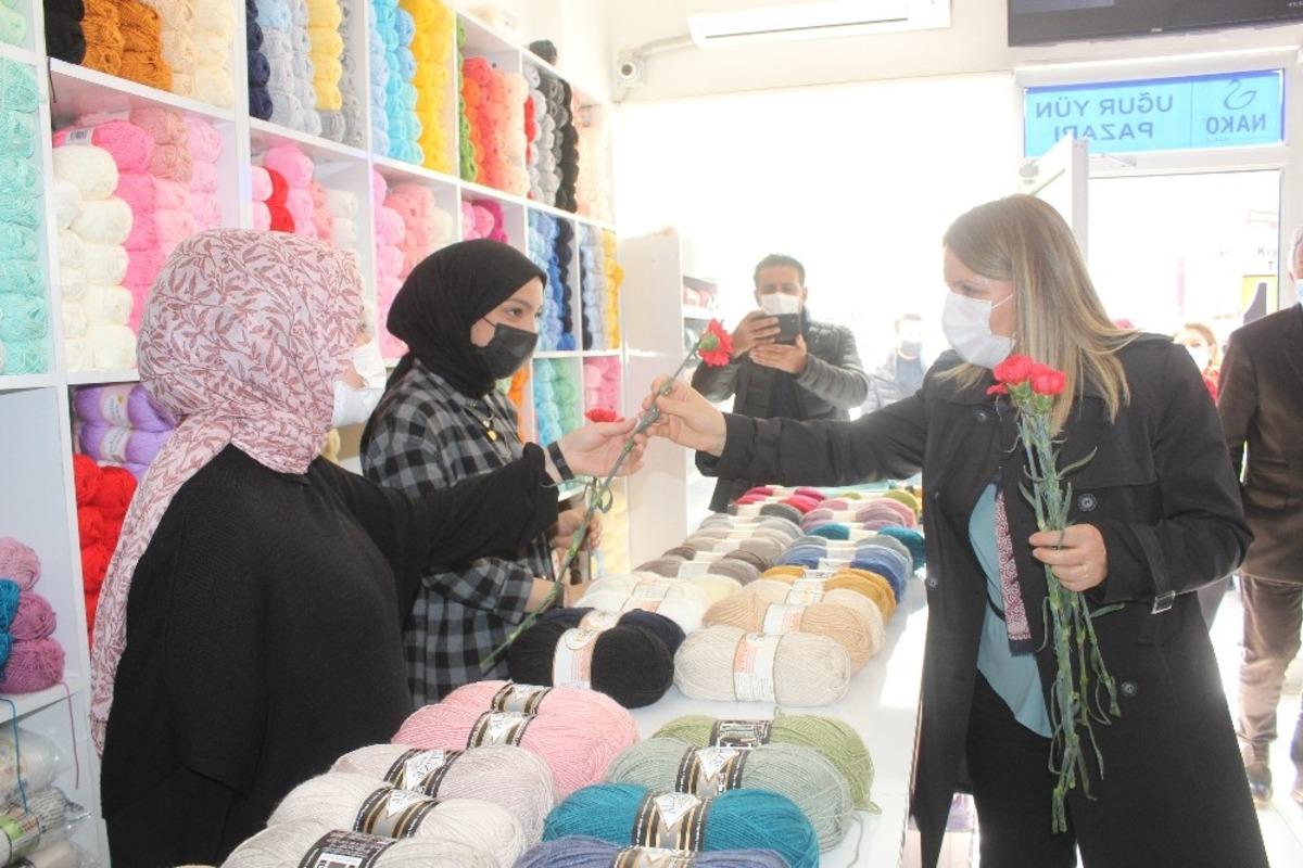 Adıyaman&rsquo;da 8 Mart D&uuml;nya Kadınlar G&uuml;n&uuml; kutlandı