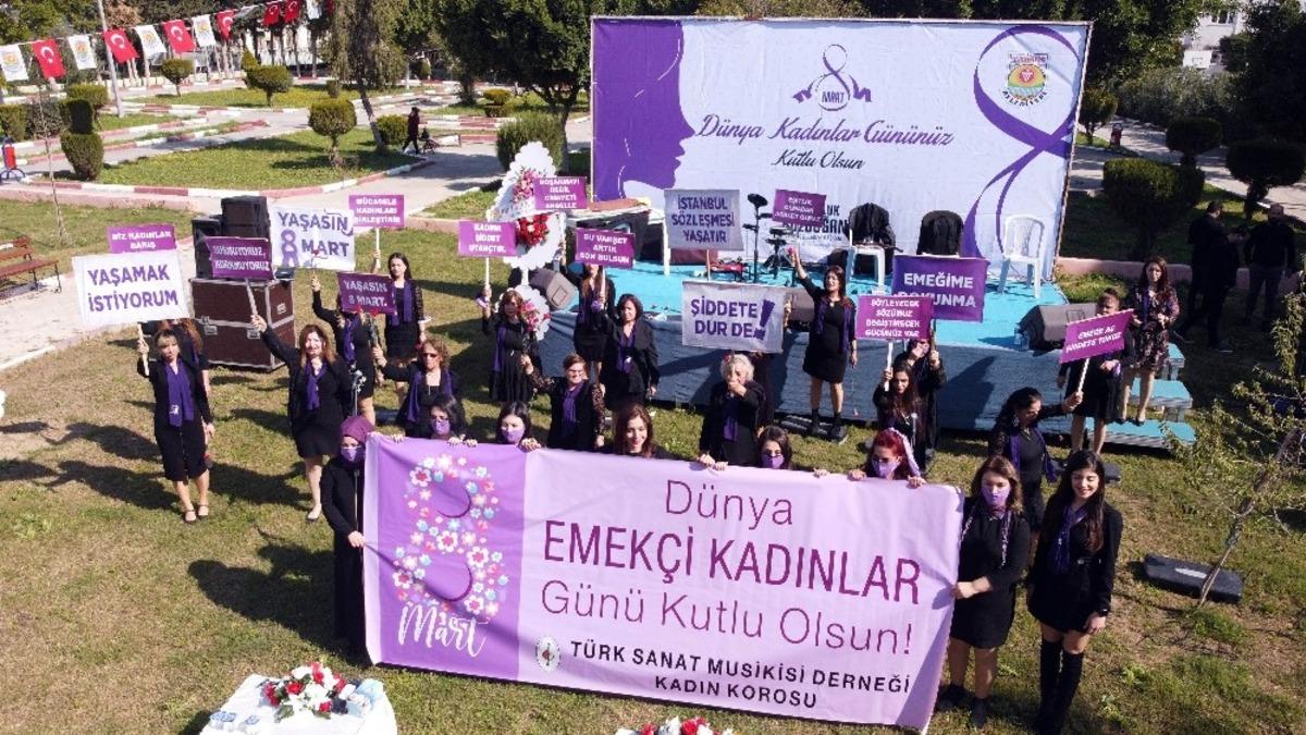 Tarsus Belediyesi &rsquo;Kadınlar G&uuml;n&uuml;&rsquo;n&uuml; kutladı