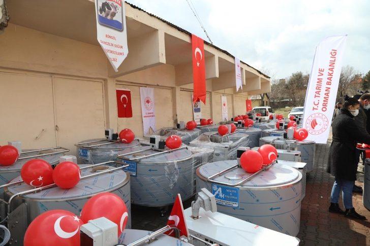 Bingöl’de üreticilere süt soğutma tankı dağıtıldı G2
