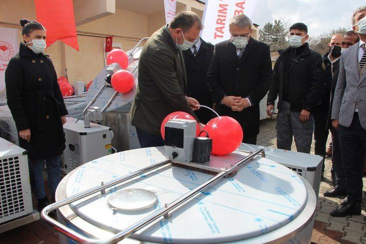 Bingöl’de üreticilere süt soğutma tankı dağıtıldı G5