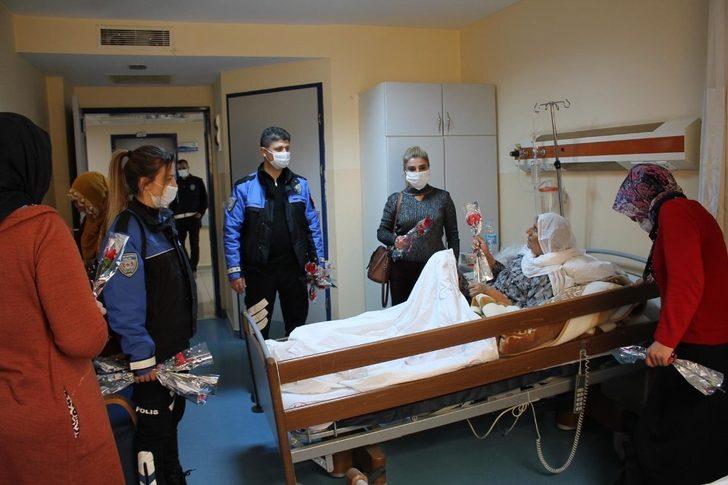 Polis ekipleri kadınlar gününü kutladı G2