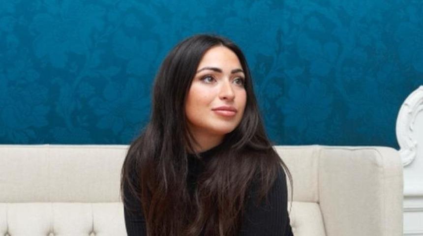 Hollanda'da kitabı en &ccedil;ok satanlar listesindeki Lale G&uuml;l: &Ouml;l&uuml;m tehditleri y&uuml;z&uuml;nden tek başıma sokağa &ccedil;ıkamıyorum