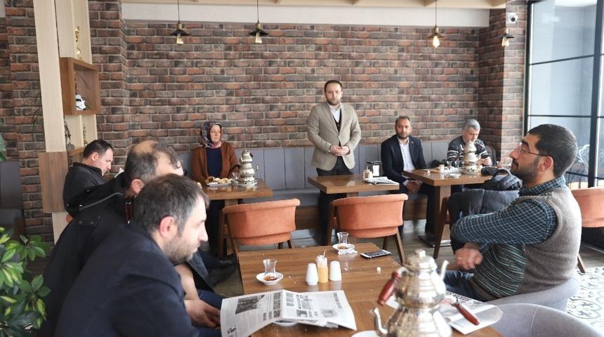 AK Parti Ardahan İl Başkanı Ko&ccedil;, basın mensuplarıyla bir araya geldi