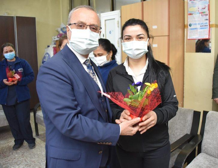 Başkan Kayda’dan çiçekli kutlama G2