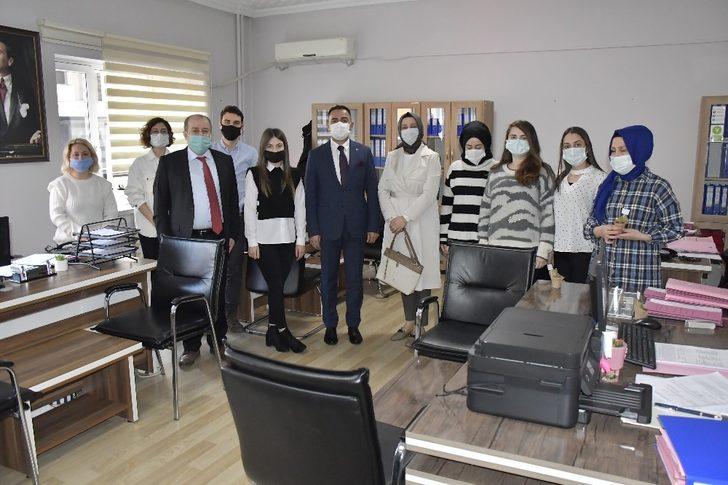 Başkan Erdoğan’dan kadınlara 8 Mart çiçeği G3