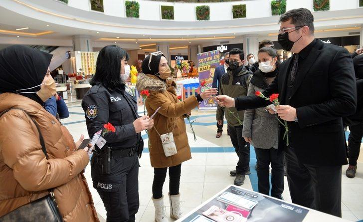 Vali Memiş, KADES stantlarını gezdi G2