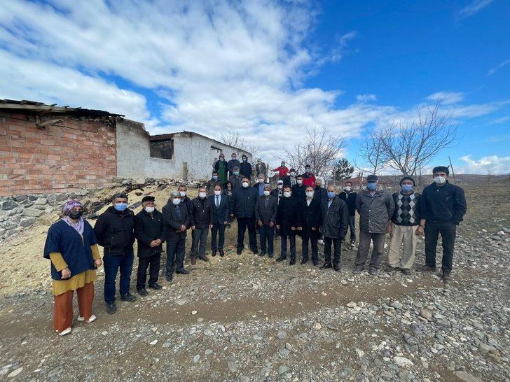 Milletvekili Kaya yangınzede aileyi ziyaret etti G2