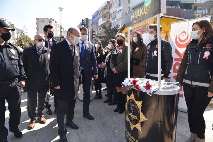 Vali Karadeniz 8 Mart Dünya Kadınlar Günü etkinliklerine katıldı G3