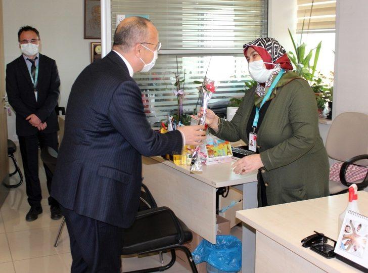 Vali Ali Fuat Atik, kadın personellerin Dünya Kadınlar Günü’nü kutladı G2