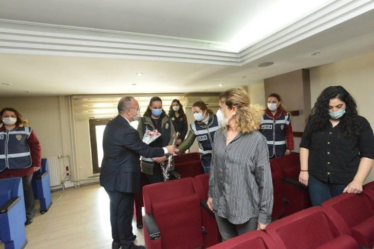 Vali Ali Fuat Atik, kadın personellerin Dünya Kadınlar Günü’nü kutladı G4