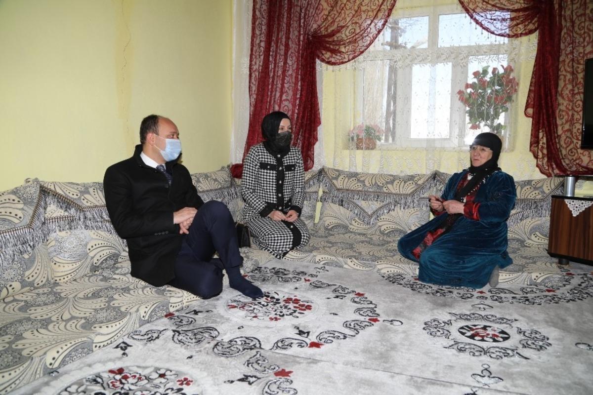 Kaymakam Solak&rsquo;tan 82 yaşındaki kadına anlamlı ziyaret