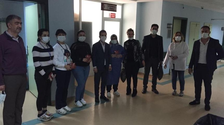 Diyarbakır&rsquo;da kadın doğum hastanesi &ccedil;alışanlarına ziyaret