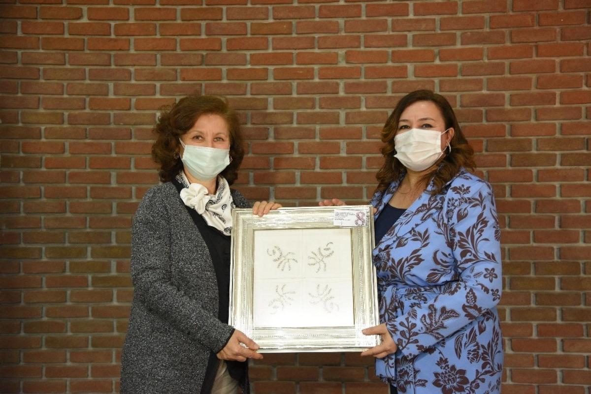 B&uuml;y&uuml;kşehir Belediye, kadın muhtarların &lsquo;Emek&ccedil;i Kadınlar G&uuml;n&uuml;&rsquo;n&uuml; kutladı