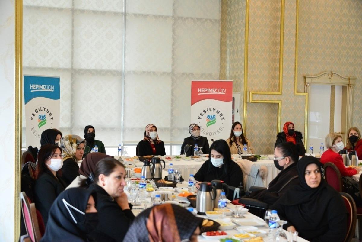 Yeşilyurt&rsquo;ta kadınlar g&uuml;n&uuml; etkinliği