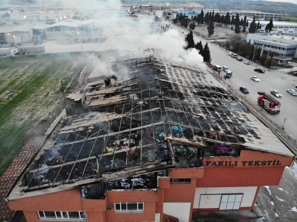Yangından geriye enkaz kaldı