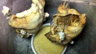 Atalardan gelen gelenek! Tandırda pişen kazın yağı pilava damlıyor tadı damaklarda kalıyor