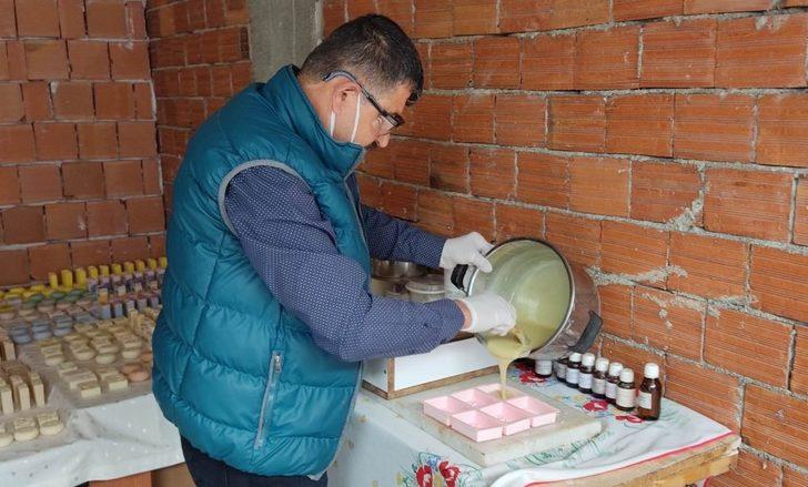 Tesadüfen başladı, 14 çeşit sabun üretiyor G3