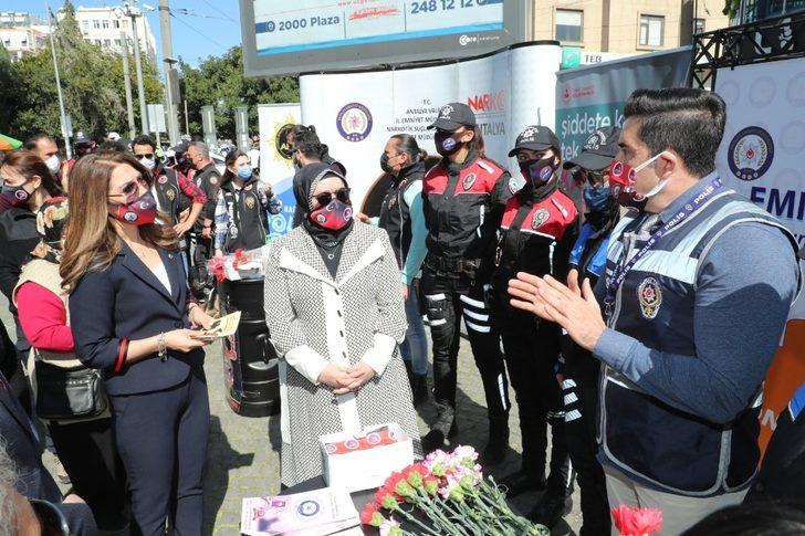 En İyi Narkotik Polisi Anne Projesi ve KADES uygulamasının tanıtımı yapıldı G1