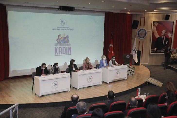 DEÜ’den "Hayatın Her Alanında Kadın" paneli G4