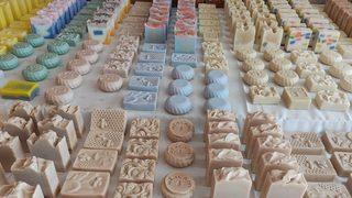 Tesadüfen başladı, 14 çeşit sabun üretiyor