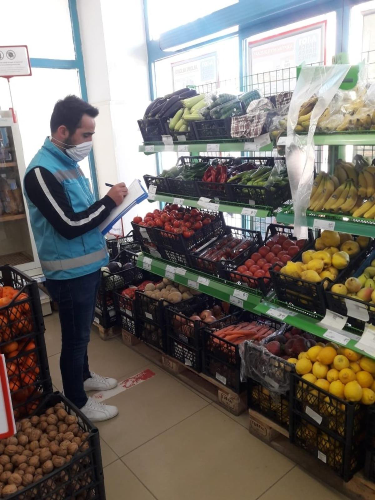 Marketlerde g&uuml;nl&uuml;k fiyat takibi