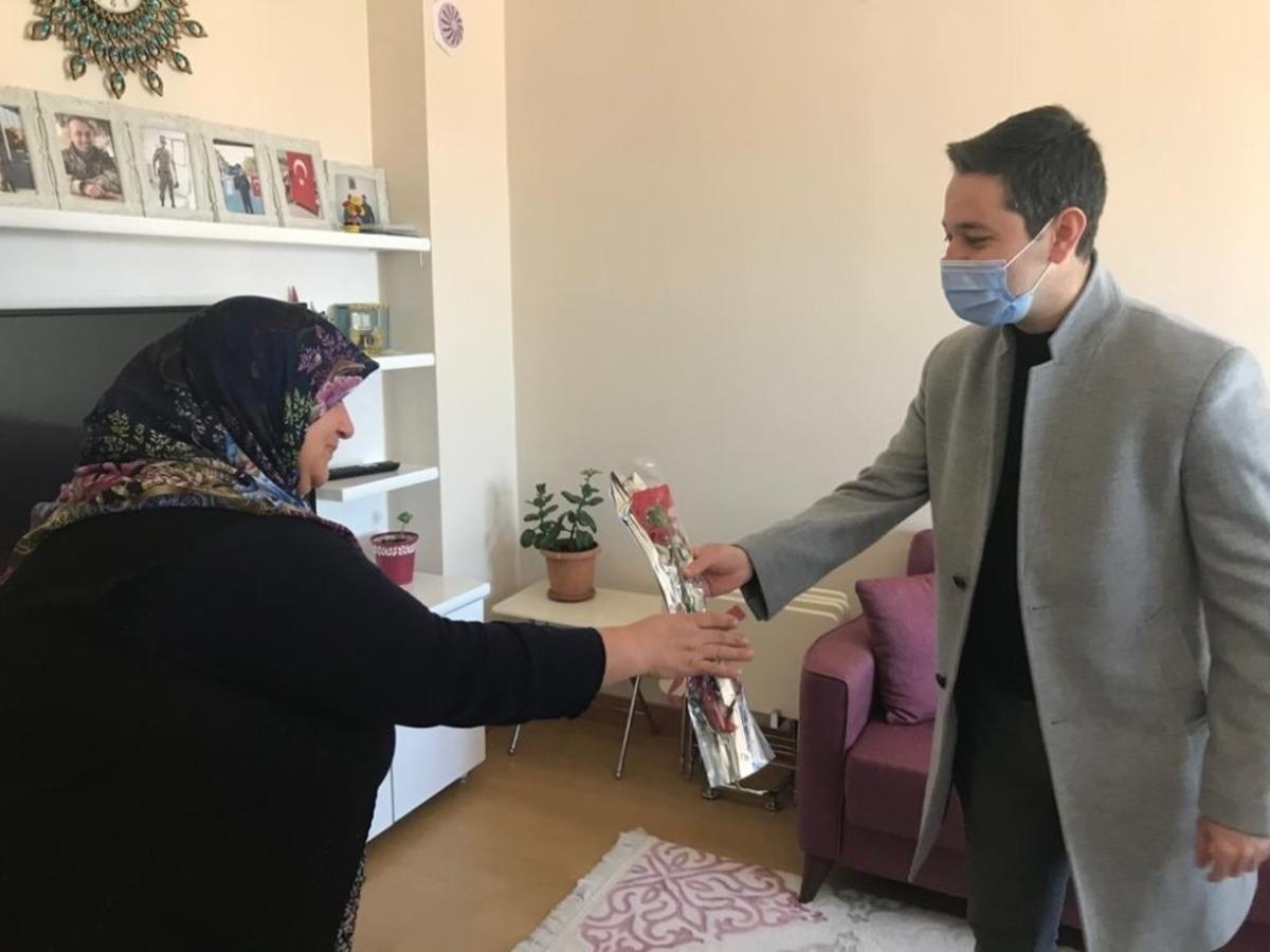 Altıntaş&rsquo;ta şehit aileleri ziyaret edildi