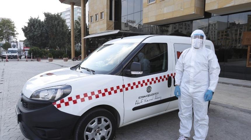 Adana&rsquo;da 65 yaş &uuml;st&uuml; i&ccedil;in "aşı taksi"