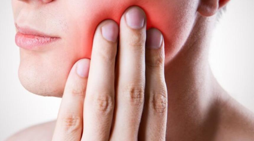 Diş ağrısıyla karıştırılıyor! Türkiye’de her yıl 4 bin kişiyi etkiliyor