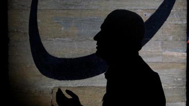 Evde teravih namazı kılınır mı? Evde teravih nasıl kılınır? Teravih namazı ne zaman kılınacak?