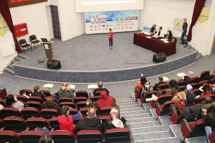 Kütahya’da İstiklal Marşı’nı ezberden okuma yarışması G3