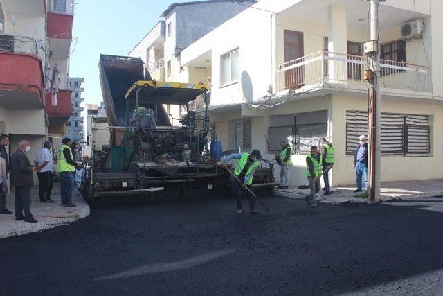 Mersin’de yol yapım çalışmaları sürüyor