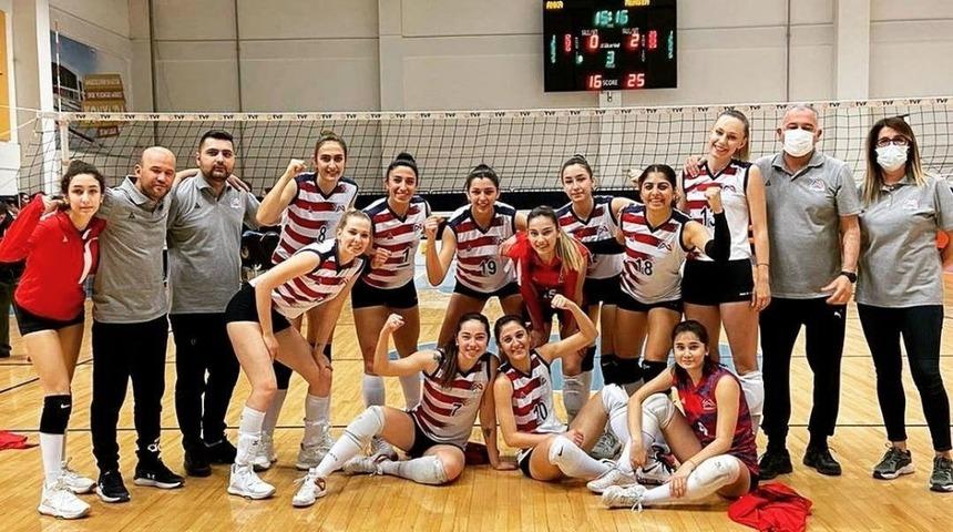 Mersin B&uuml;y&uuml;kşehir Belediyesi GSK Kadın Voleybol Takımı, Play-Off&rsquo;a hazırlanıyor