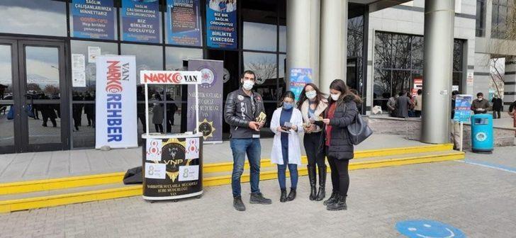 Van polisinden anne ve anne adaylarına bilgilendirme G3