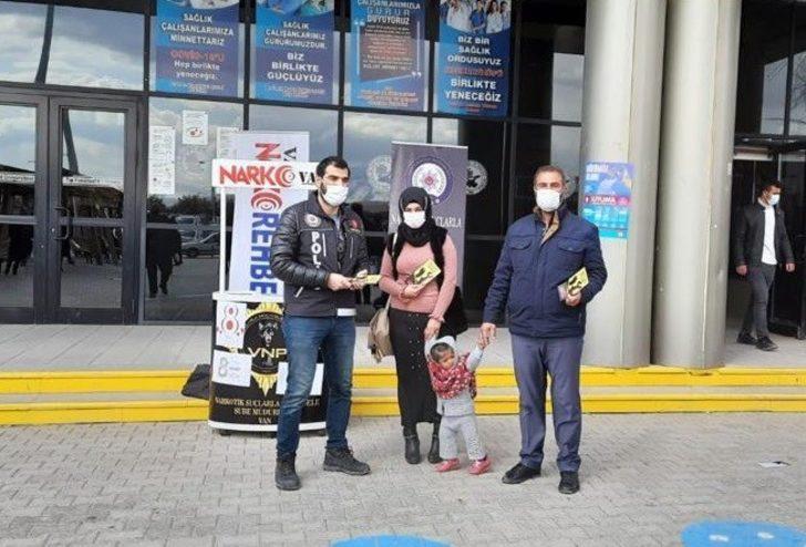 Van polisinden anne ve anne adaylarına bilgilendirme G4