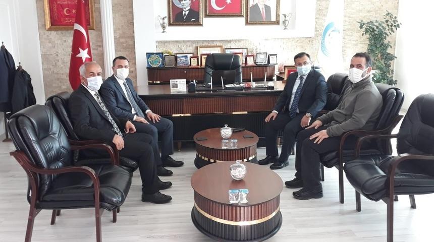 Van Büyükşehir Belediyesi heyetinden Başkan Ensari’ye ziyaret