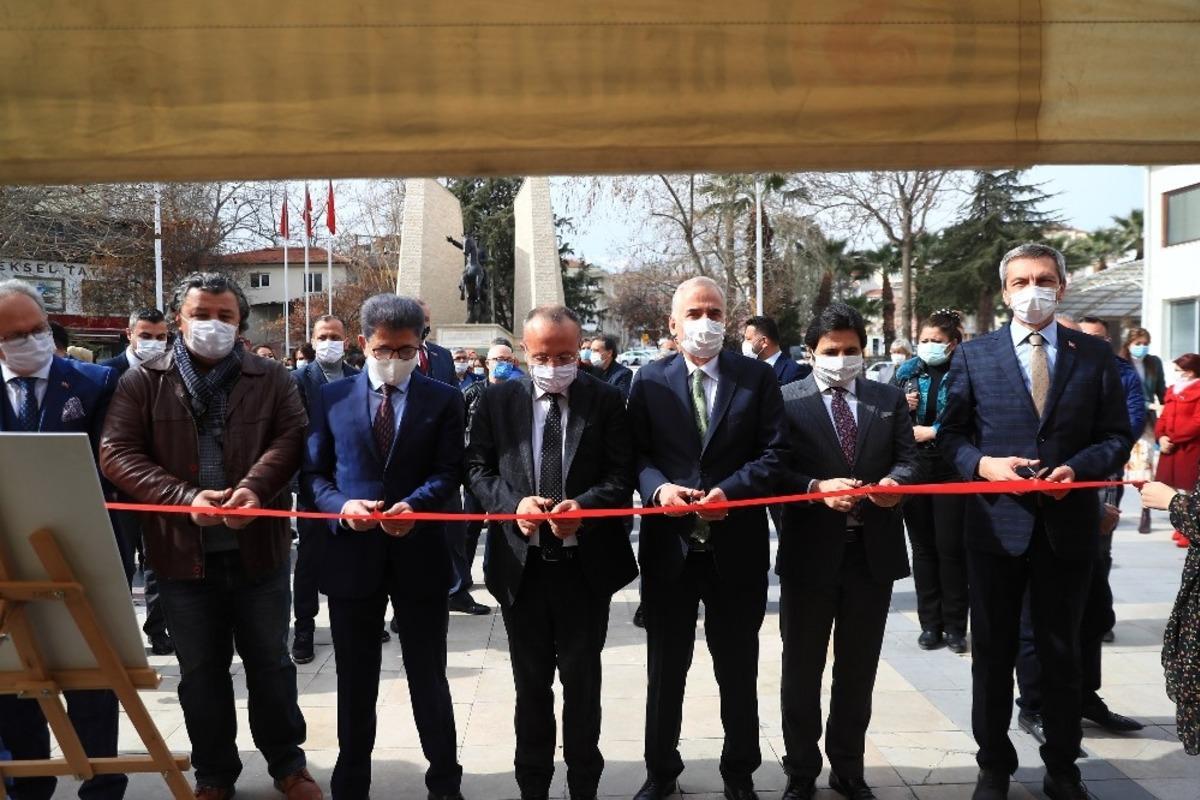 T&uuml;rk d&uuml;nyasının binlerce yıllık kardeşliği fotoğraflara yansıdı