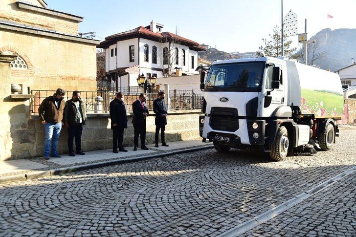 Yeni yol süpürme aracı hizmete girdi G2