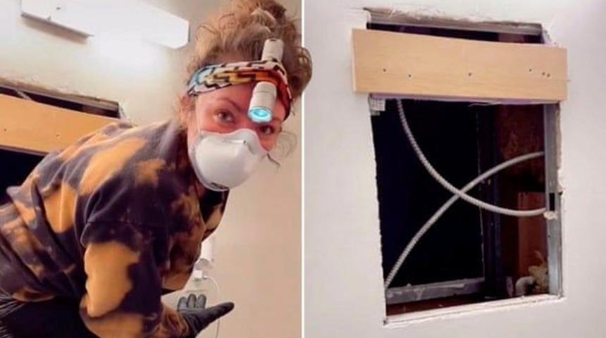 Banyo aynasının arkasında gizli bir ev buldu!