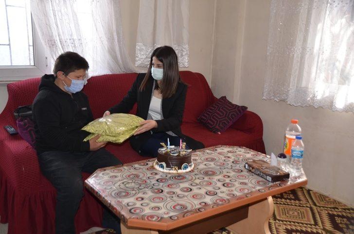 Kaymakam hanımdan doğum günü sürprizi G4