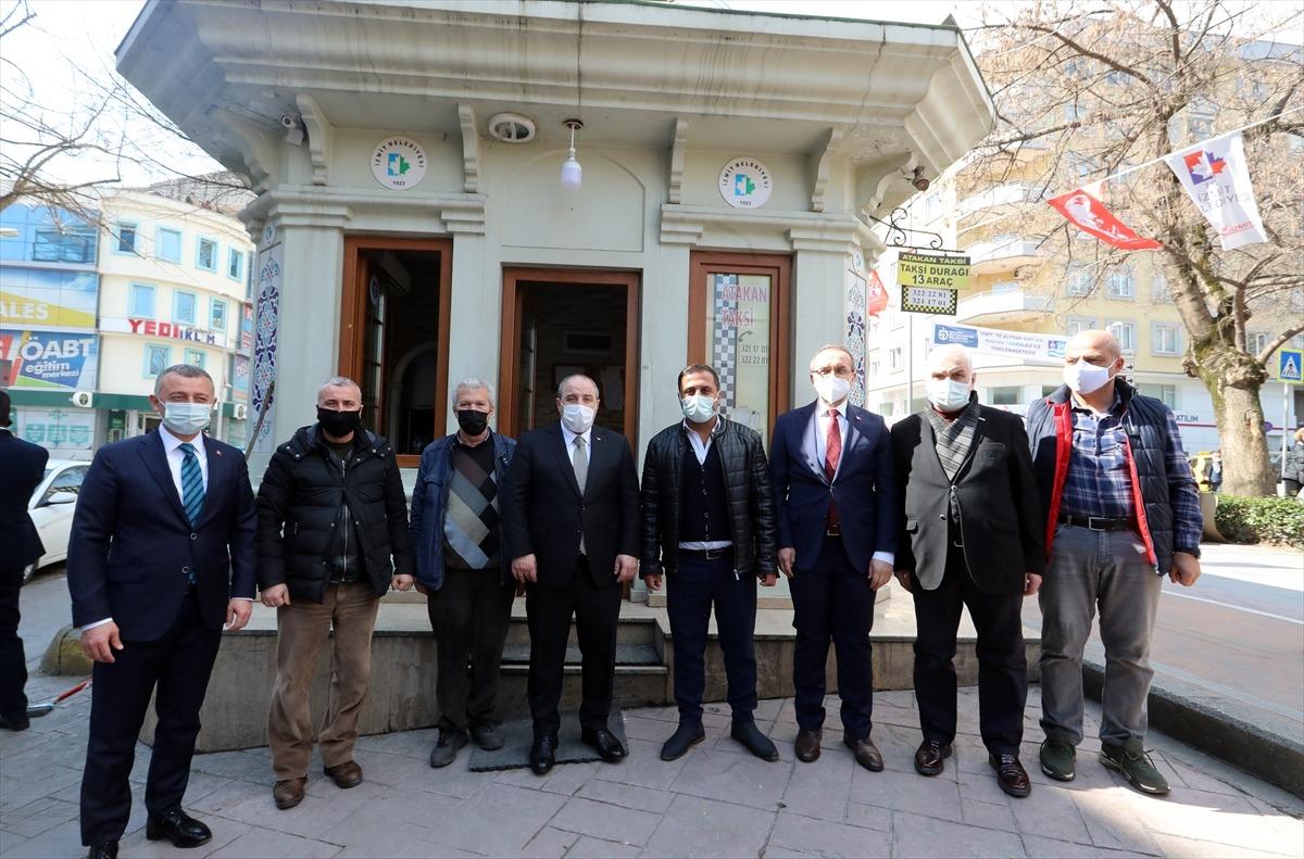 Sanayi ve Teknoloji Bakanı Varank, Kocaeli'de esnafı ziyaret etti