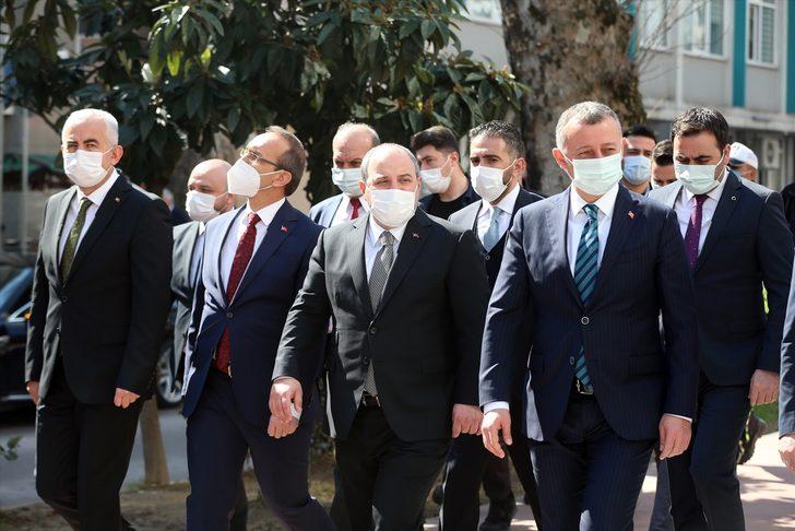 Sanayi ve Teknoloji Bakanı Varank, Kocaeli'de esnafı ziyaret etti G2