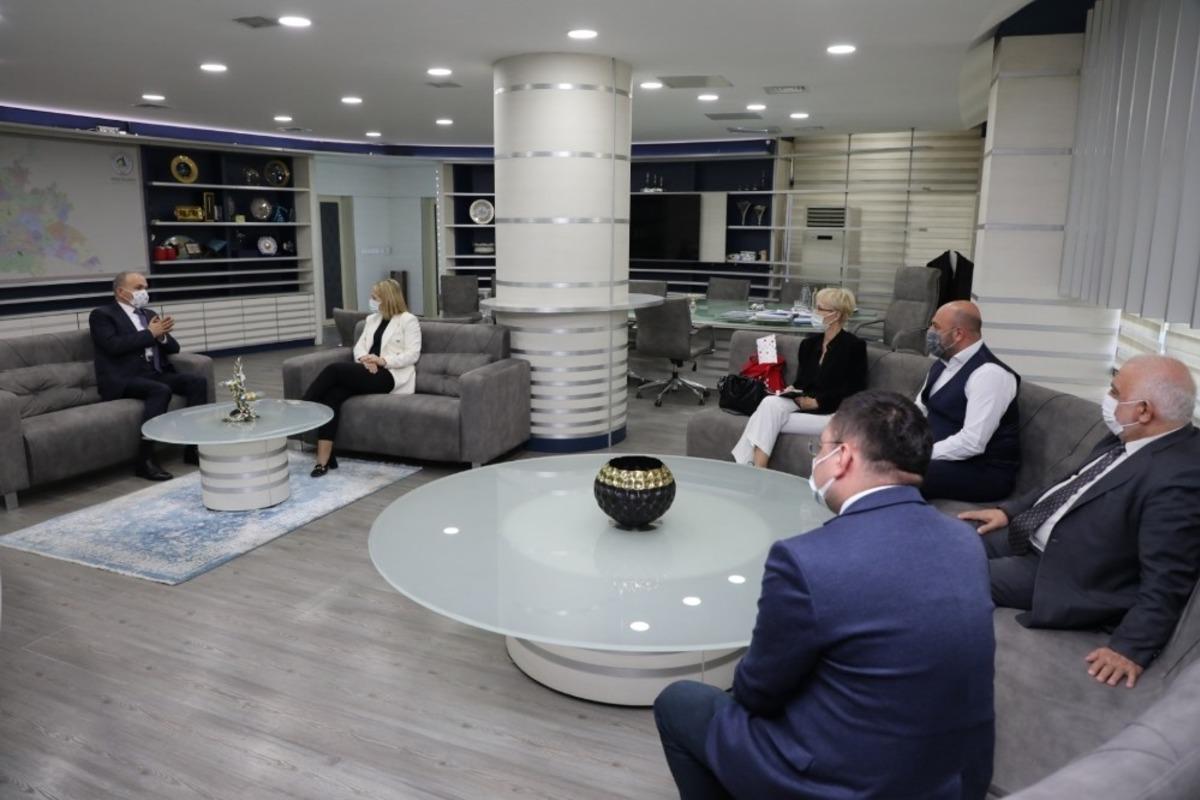 Hırvatistan Başkonsolosundan &Ouml;zl&uuml;&rsquo;ye ziyaret