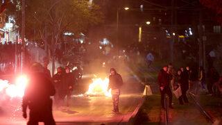 Atina’da sokaklar savaş alanına döndü