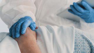 Koronavirüsün yan etkisi: 3 saat boyunca ereksiyon oldu!